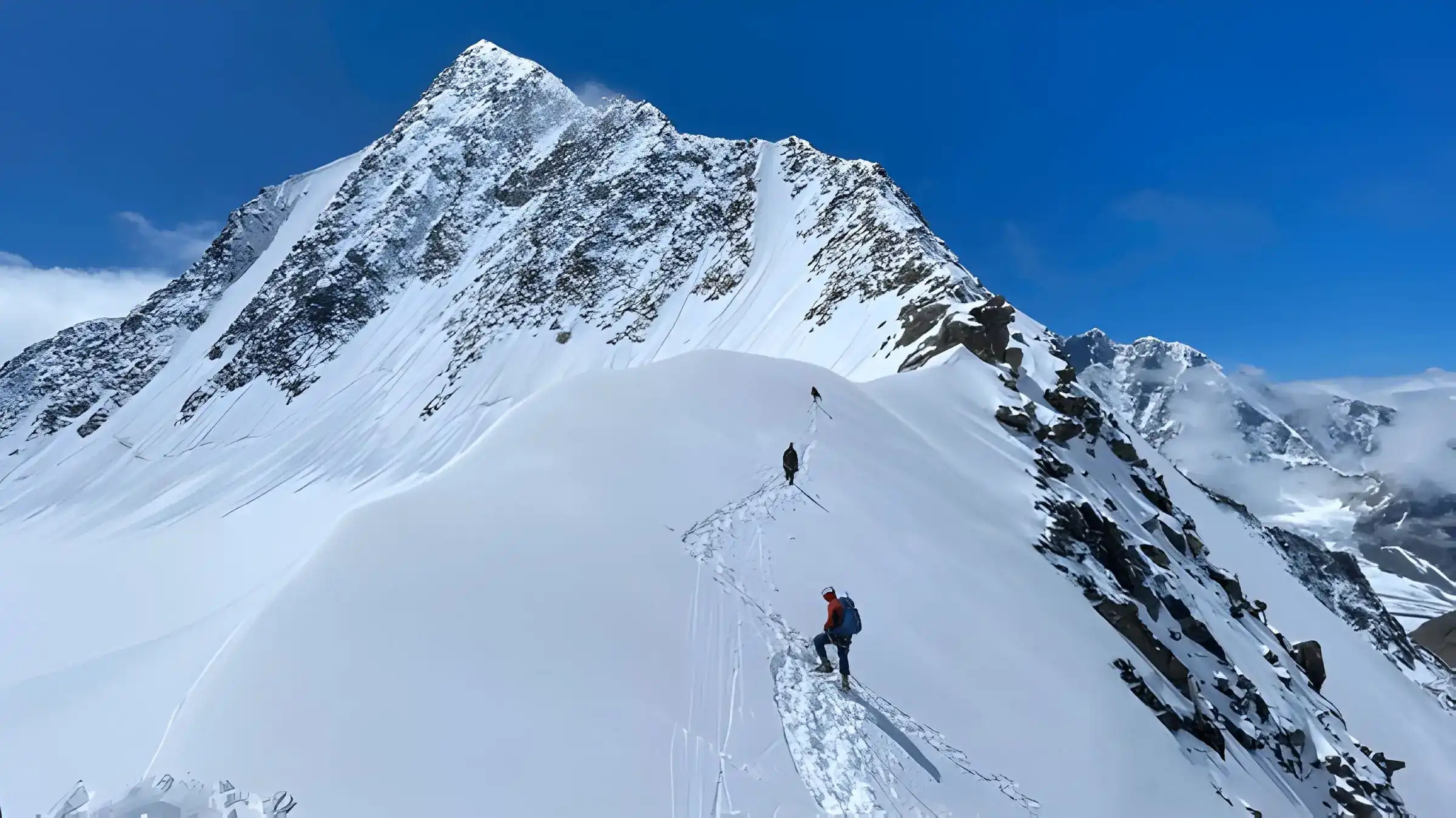 What Makes Mountaineering in Nepal a Life-Changing Experience
